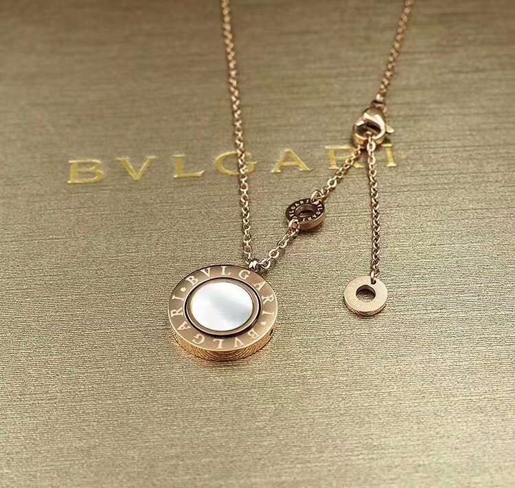 Bvlgari Necklaces 14